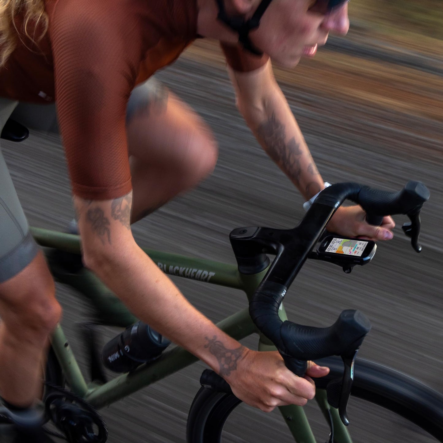 Garmin Edge 550 GPS-Fahrradcomputer – Farbdisplay, Karten-Navigation, Training & Leistungsanalyse (Bundle)